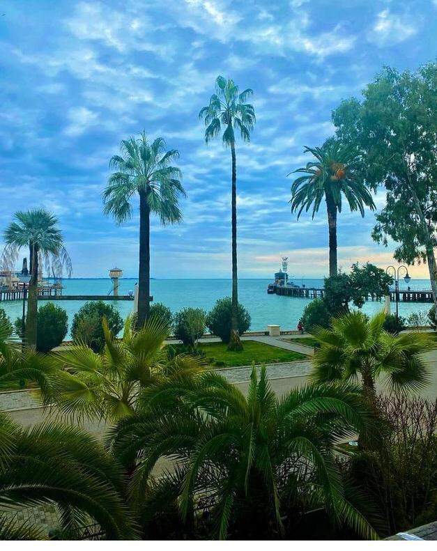 Квартира У Моря В Сухуме Sukhumi Exterior foto